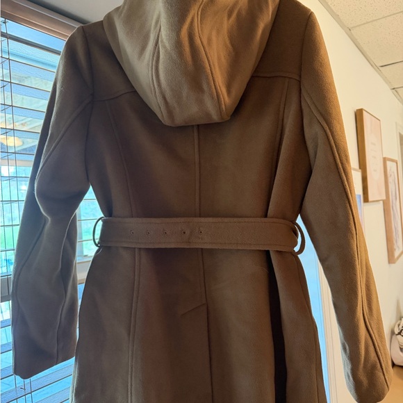 Michael Kors NEW Camel Brown Coat with Chain Detail. Free Michael Kors paper bag - Picture 3 of 6